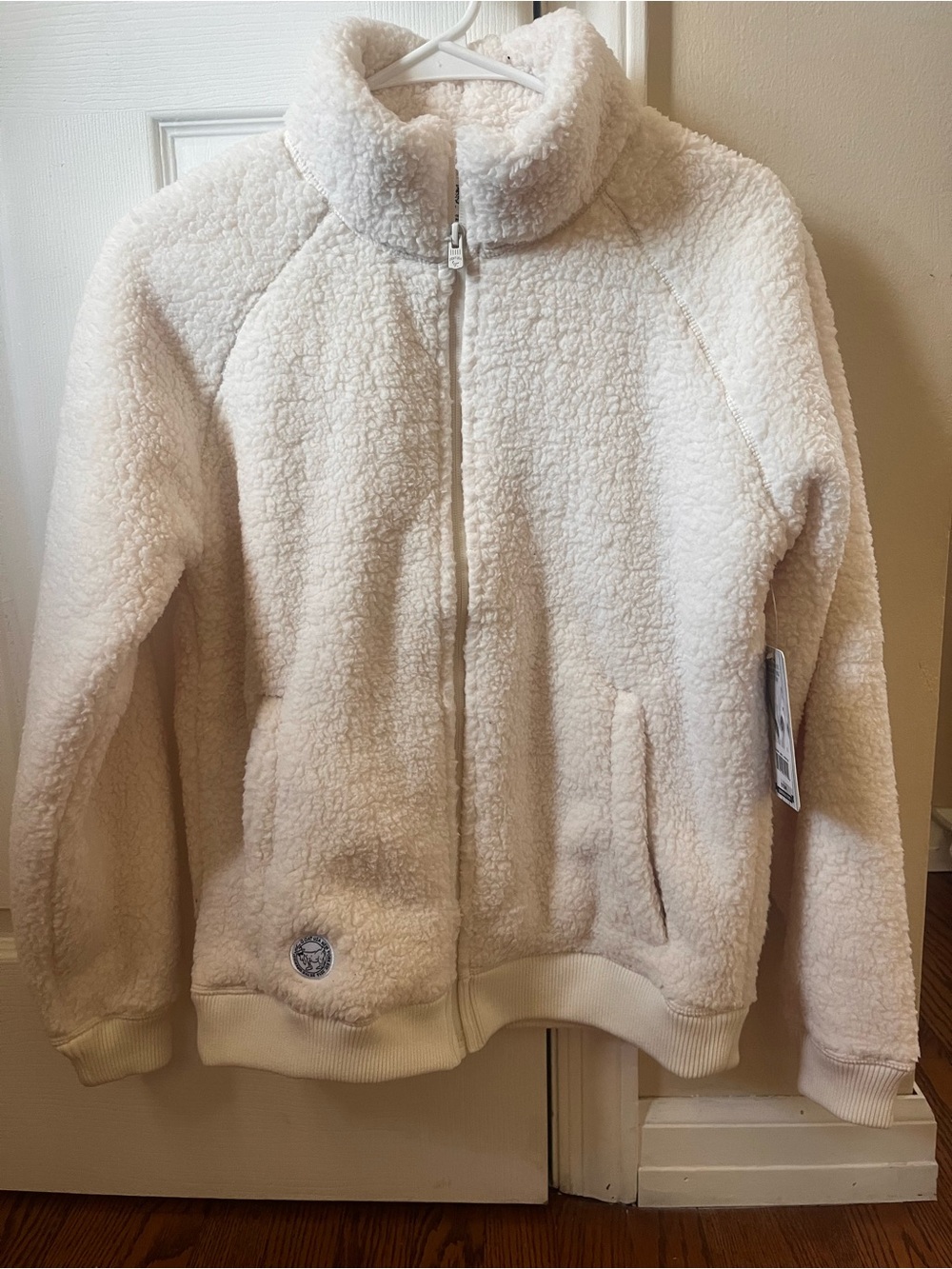 GOAT womens Cream Sherpa Zip-Up Jacket